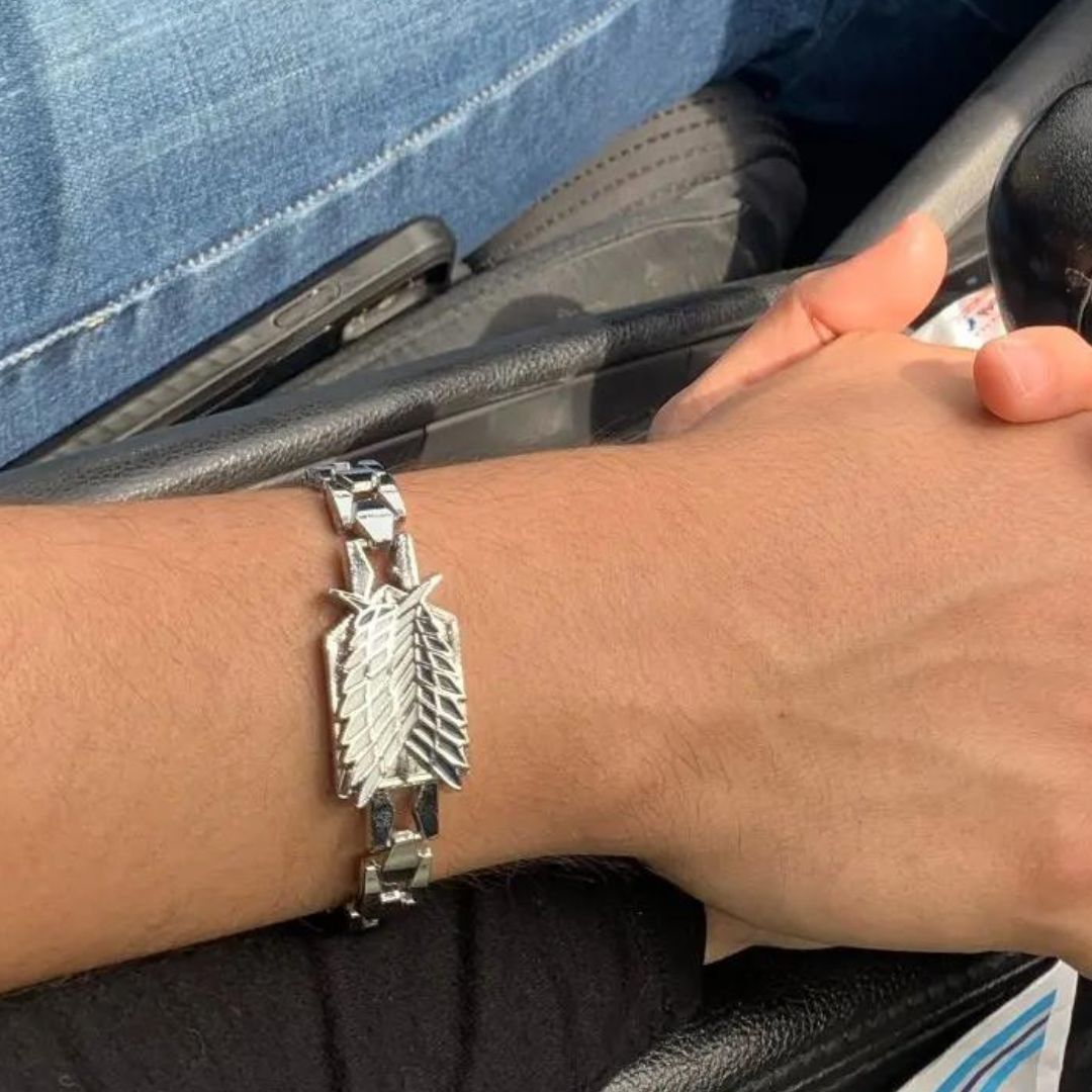 BRACELETE EXCLUSIVO DE ATTACK ON TITAN UNISSEX