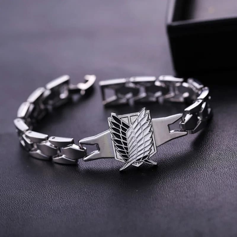 BRACELETE EXCLUSIVO DE ATTACK ON TITAN UNISSEX