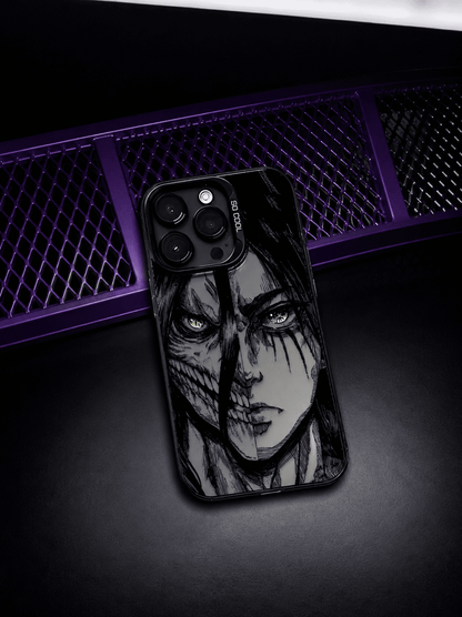 CAPINHA DE IPHONE EREN VS TITAN METALIZADO