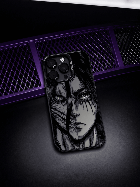 CAPINHA DE IPHONE EREN VS TITAN METALIZADO