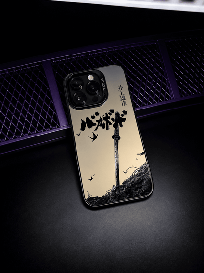 CAPINHA DE IPHONE ESPADA VINLAND SAGA  METALIZADO
