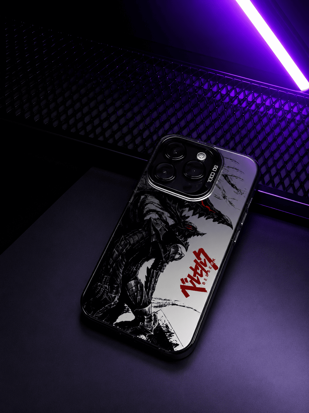 CAPINHA DE IPHONE GUTS ARMADURA GRITOS DAS TREVAS METALIZADO