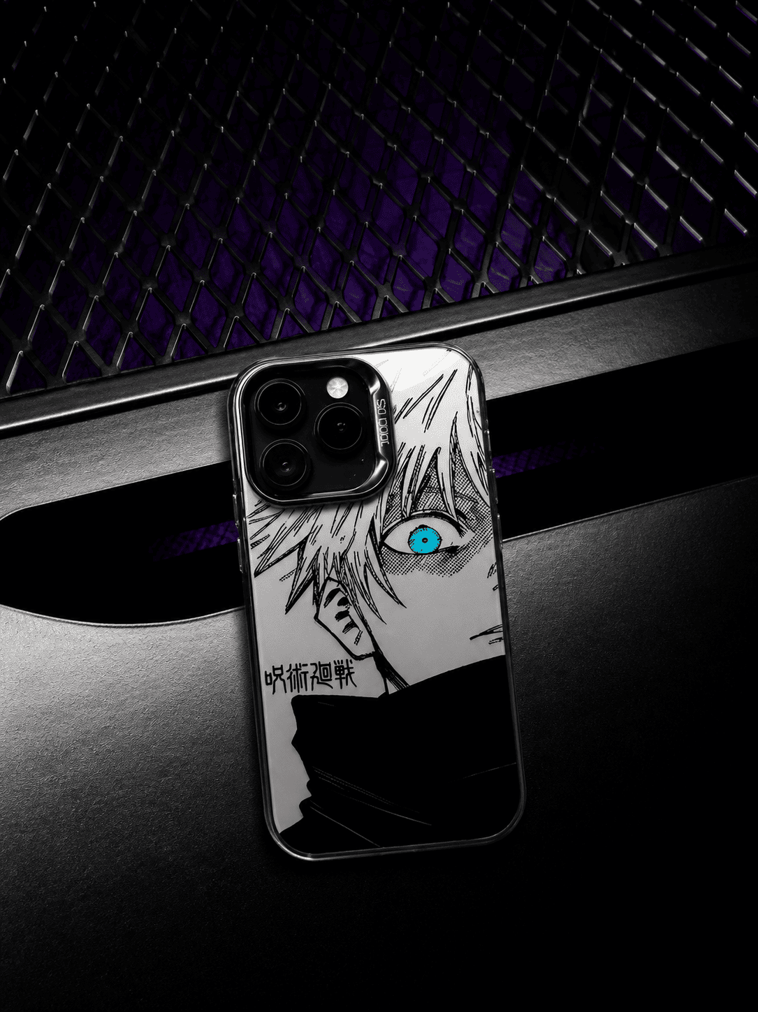 CAPINHA DE IPHONE JUJUTSU KAISEN GOJO OLHOS REVELADOS METALIZADO