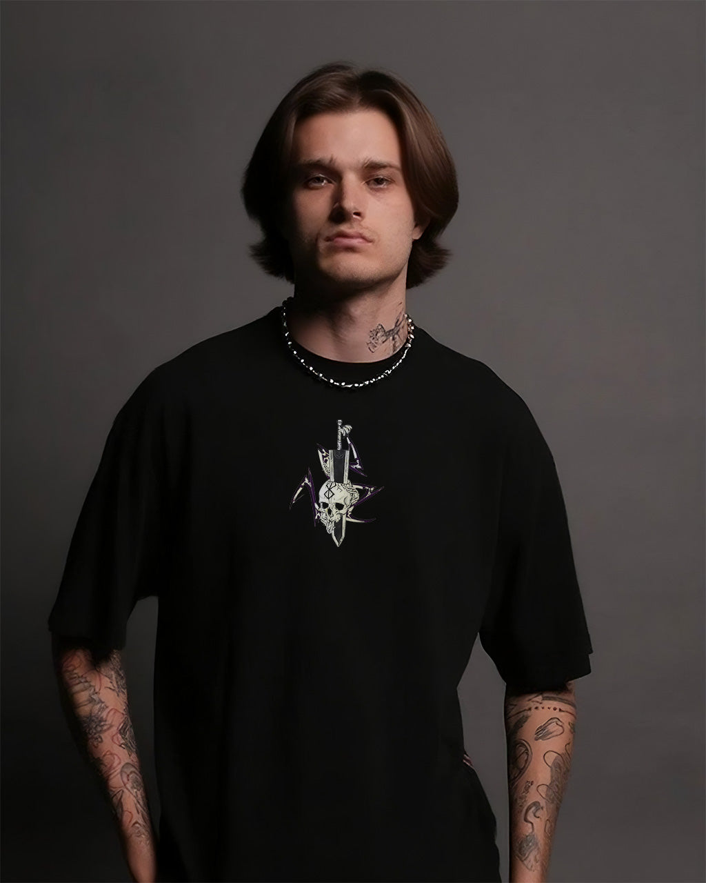CAMISETA OVERSIZED PREMIUM BERSERK GUTS SKULL