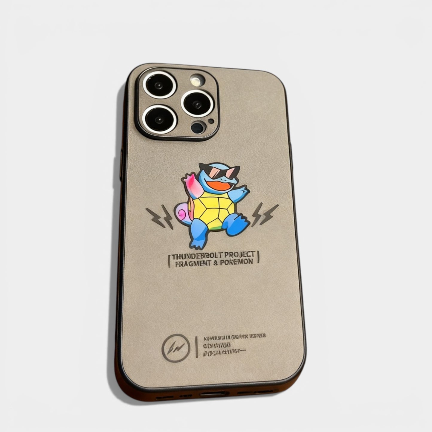 CAPINHA DE IPHONE VERSÃO CROMÁTICA SQUIRTLE