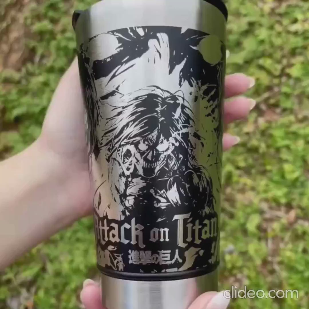 COPO TÉRMICO EXCLUSIVO FEITO A LASER ATTACK ON TITAN